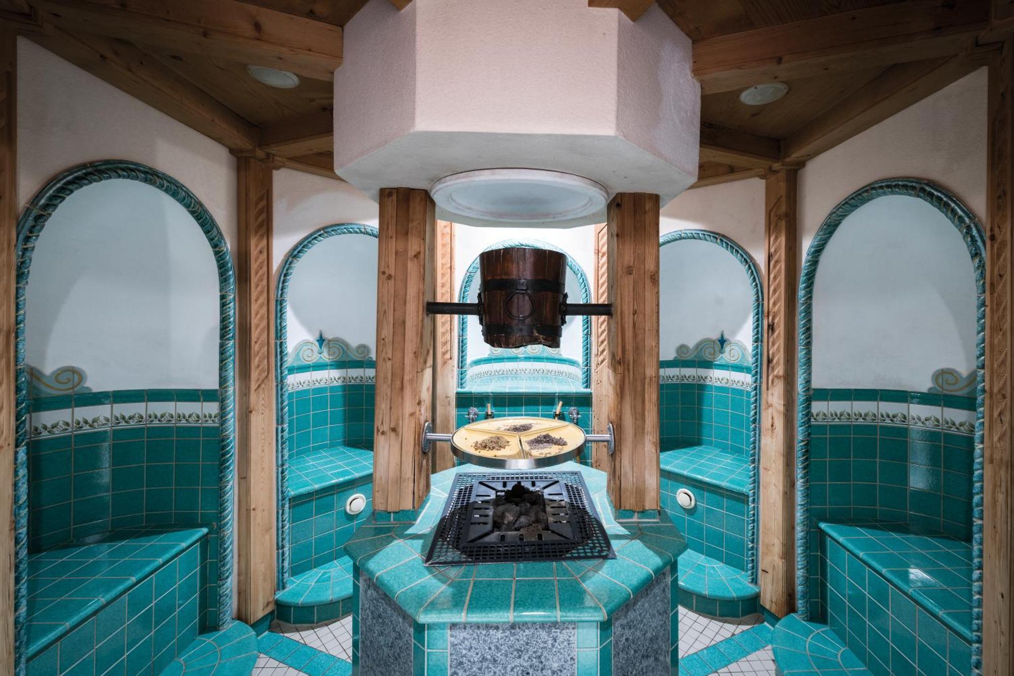 Soldanella By Hotel Adula Флимс Екстериор снимка