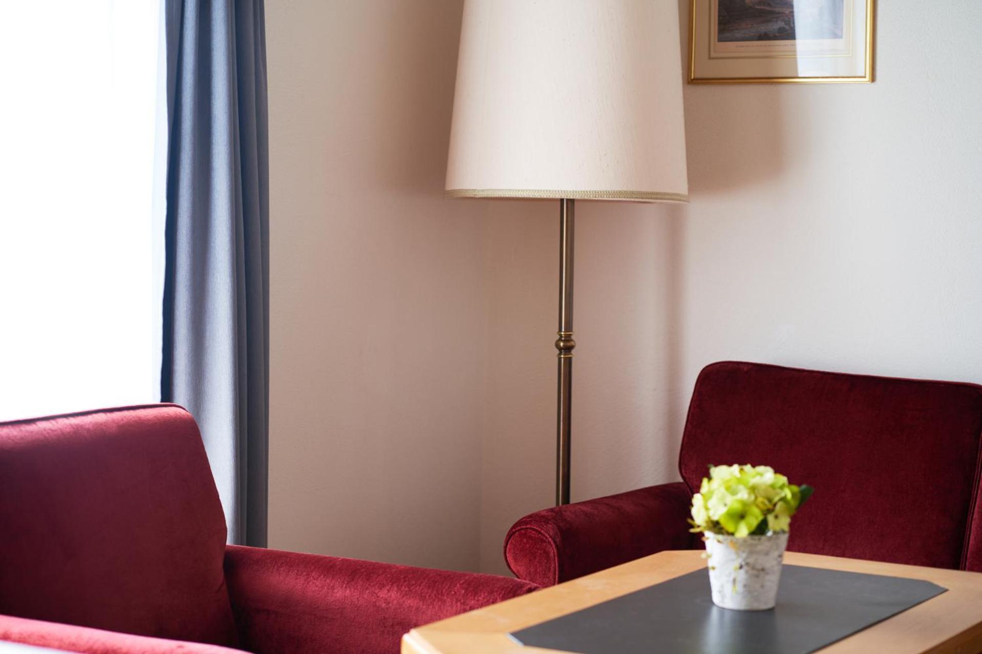 Soldanella By Hotel Adula Флимс Екстериор снимка