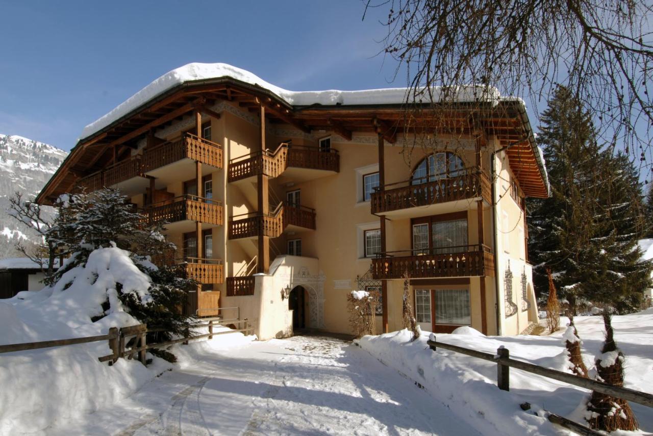 Soldanella By Hotel Adula Флимс Екстериор снимка